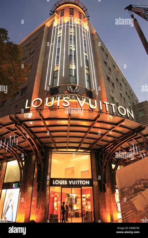 louis vuitton in hcmc.